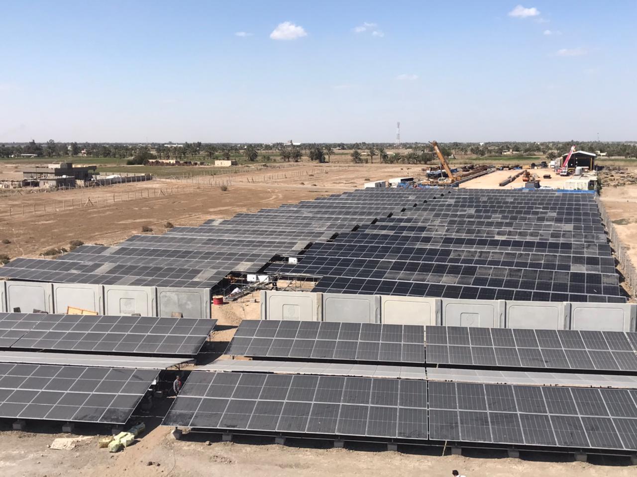 Solar panel array aerial
